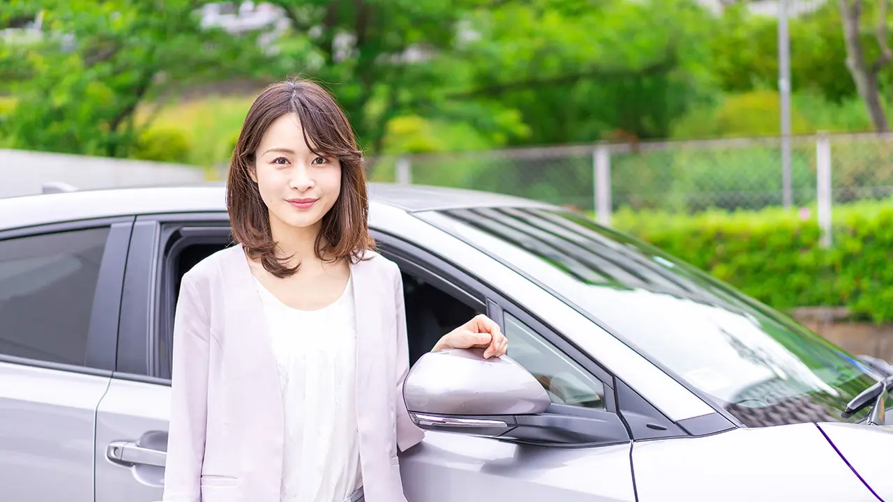 女性ドライバーのイメージ